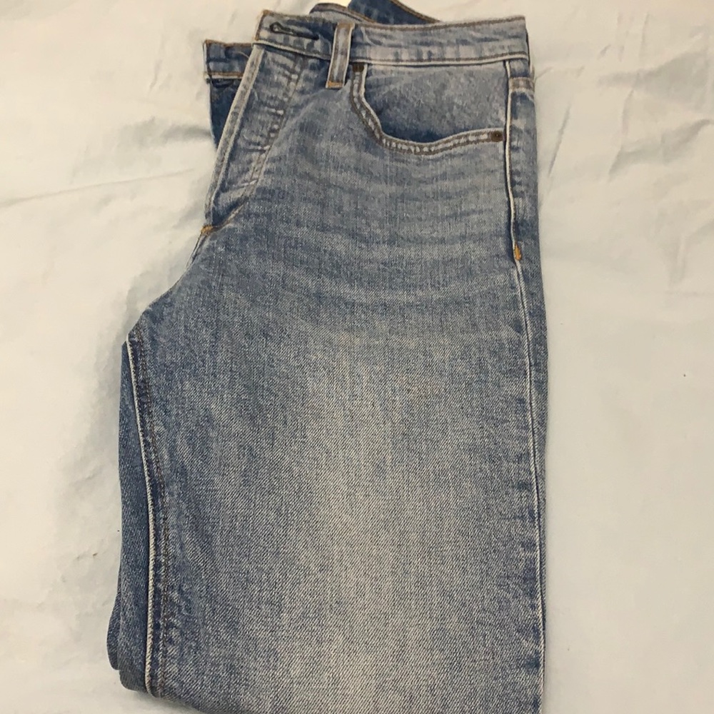 Aritzia Jeans - The Yoko High Rise Slim